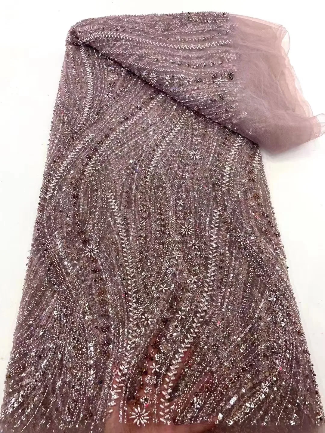 2023 High Quality Exquisite African Beaded Sequins Lace Fabric French Embroidery Lace Fabric For Nigerian Wedding Dress
2023 High Quality Exquisite African Beaded Sequins Lace Fabric French Embroidery Lace Fabric For Nigerian Wedding Dress