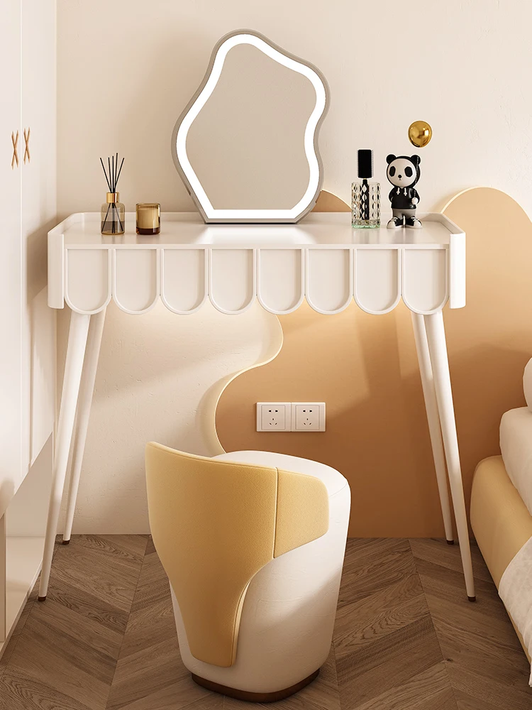 Dresser Modern Minimalist Master Bedroom French Cream Makeup Table Storage Cabinet Integrated
Dresser Modern Minimalist Master Bedroom French Cream Makeup Table Storage Cabinet Integrated