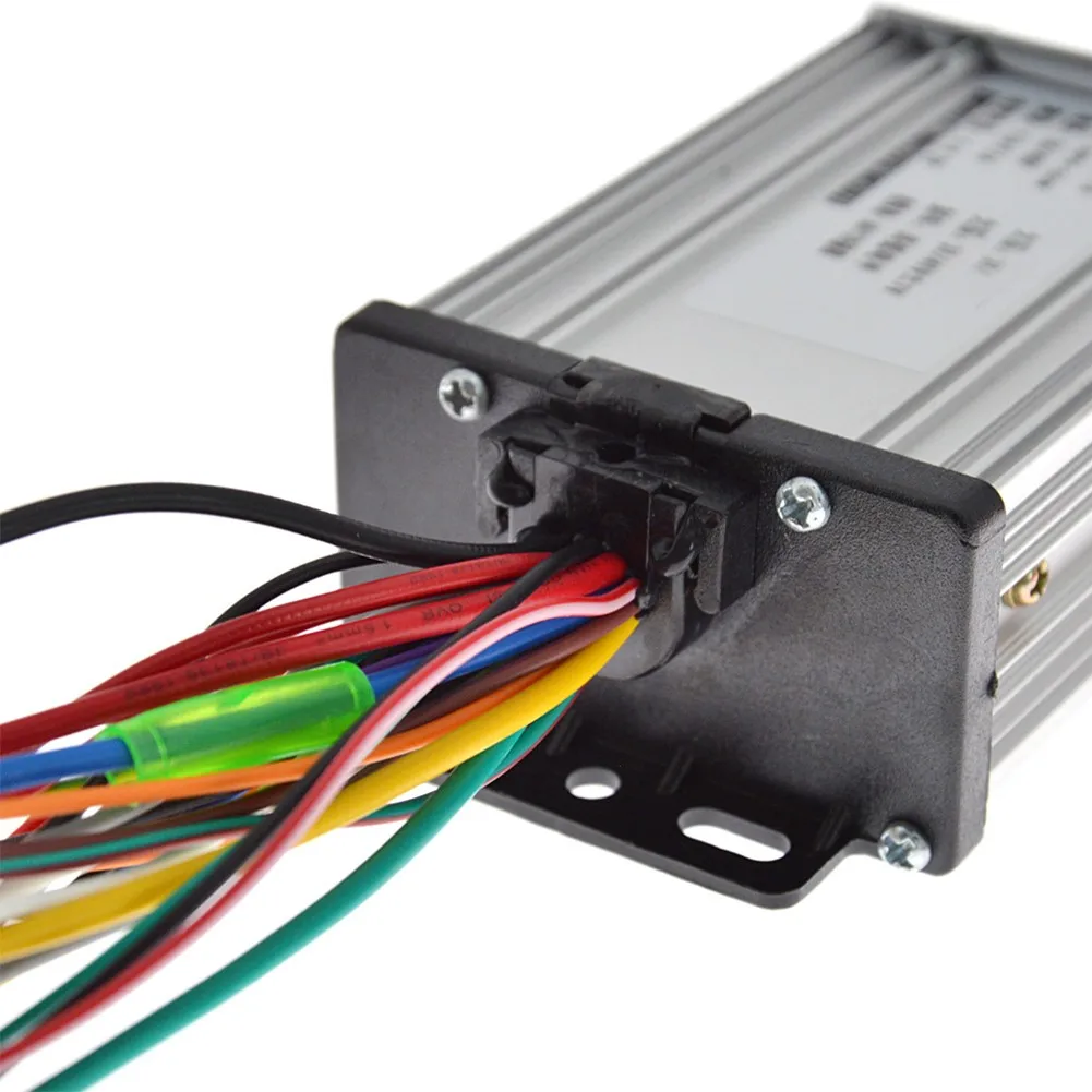 Electric Bicycle Controller 285g 8.9 X 5.2 X 3cm 36V-48V E-bike Regulator Replacement Scooter Silver Spare 17A
Electric Bicycle Controller 285g 8.9 X 5.2 X 3cm 36V-48V E-bike Regulator Replacement Scooter Silver Spare 17A