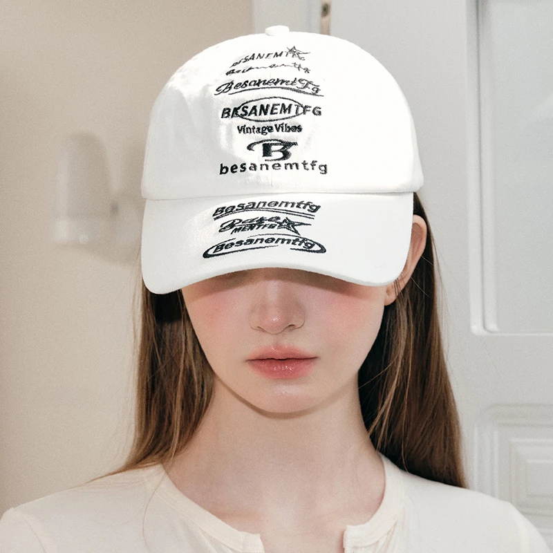 American Retro Heavy Industry Embroidered Baseball Caps for Men and Women Summer Korean Version Versatile Fashion Hip-hop Hat
American Retro Heavy Industry Embroidered Baseball Caps for Men and Women Summer Korean Version Versatile Fashion Hip-hop Hat