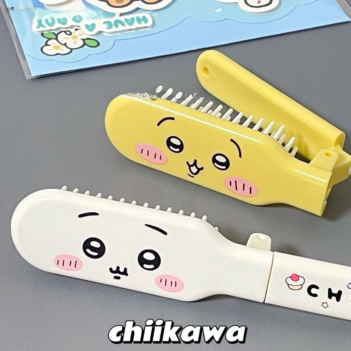 New Kawaii Chiikawa Folding Comb for Girls Portable Hair Comb Cute Little Eight Usazi Folding Compact To Carry Gifts for Girl
New Kawaii Chiikawa Folding Comb for Girls Portable Hair Comb Cute Little Eight Usazi Folding Compact To Carry Gifts for Girl