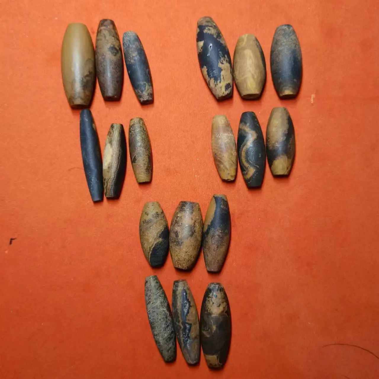 6pcs/lot natural stone shale sky eye dzi rare original stone Meng dzi bracelet string necklace pendant accessories ornaments diy
6pcs/lot natural stone shale sky eye dzi rare original stone Meng dzi bracelet string necklace pendant accessories ornaments diy