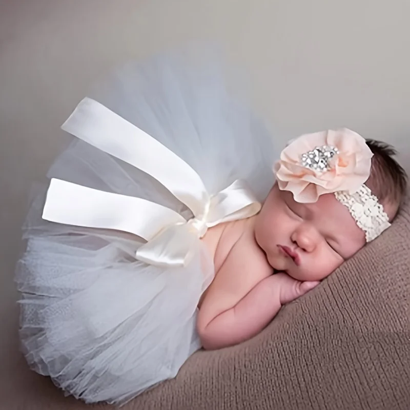 Baby Photography Props Outfit Lace Bowknot Skirt with Flower Headband for Newborn Infant Photo Taking Accessories
Baby Photography Props Outfit Lace Bowknot Skirt with Flower Headband for Newborn Infant Photo Taking Accessories