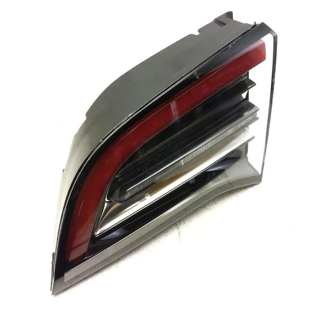 Stop Brake Lamp Car Lights 1077402-00-F Brake Lamp LED Tail Rearlights Reversing Lamp For Tesla MODEL 3/Y 2021-2023
Stop Brake Lamp Car Lights 1077402-00-F Brake Lamp LED Tail Rearlights Reversing Lamp For Tesla MODEL 3/Y 2021-2023