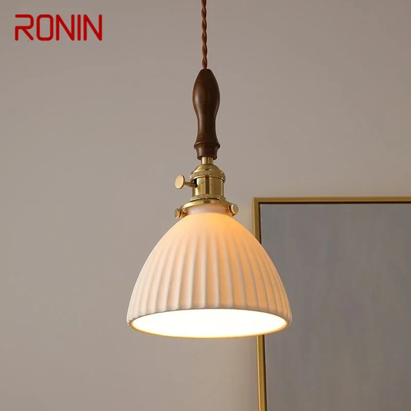 

Латунная Подвесная лампа RONIN в скандинавском стиле, Современная прикроватная лампа для спальни, ретро Керамическая люстра для ресторана, бара, коридора