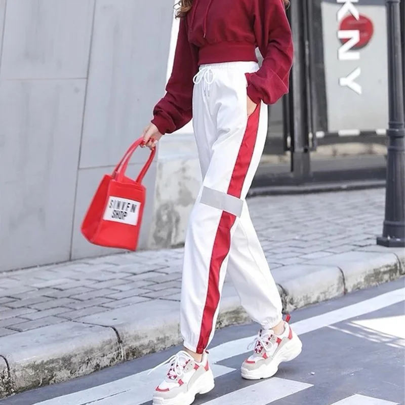 5XL Oversized Casual Pants Women High Waist Reflective Sweatpants Baggy Y2k Jogger Pants Korean Style Trousers Pantalones
5XL Oversized Casual Pants Women High Waist Reflective Sweatpants Baggy Y2k Jogger Pants Korean Style Trousers Pantalones