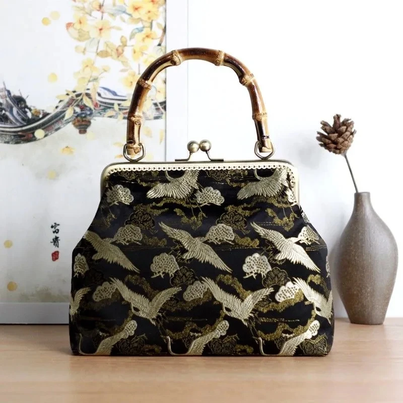 Vintage Palace Bags Brocade Bag Wood Hand Flying Crane Women Shoulder Crossbody Bag Mother Lady Gifts Purses Women's Handbags
Vintage Palace Bags Brocade Bag Wood Hand Flying Crane Women Shoulder Crossbody Bag Mother Lady Gifts Purses Women's Handbags
