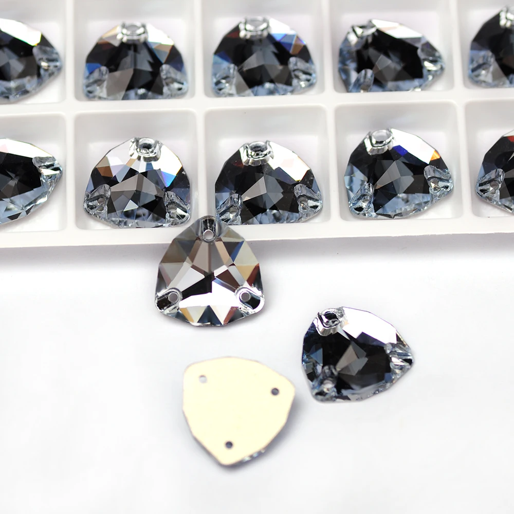 Light Sapphire Rhinestones K9 Crystal 3272 Trilliant Strass Sew On Stones Crystals Sewn On Rhinestones for DIY Jewelry Garment
Light Sapphire Rhinestones K9 Crystal 3272 Trilliant Strass Sew On Stones Crystals Sewn On Rhinestones for DIY Jewelry Garment