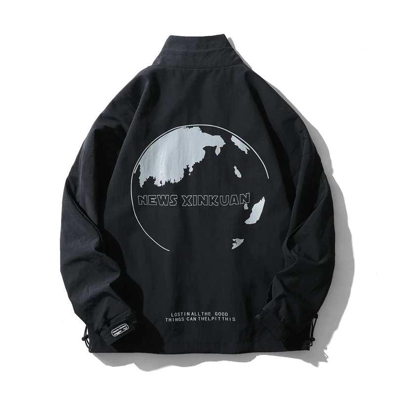 Men's Japanese Streetwear Jacket 2023 Spring&Autumn College Style Fashion Windbreaker Unisex Harajuku Casual Oversized Jackets
Men's Japanese Streetwear Jacket 2023 Spring&Autumn College Style Fashion Windbreaker Unisex Harajuku Casual Oversized Jackets