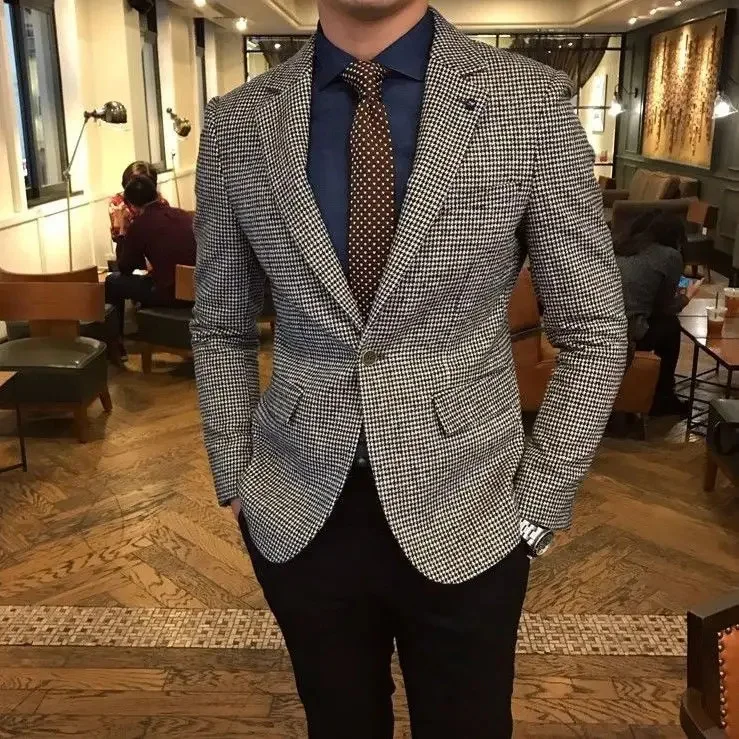 2023 Men Autumn Winter Fashion Suit Formal Woolen Coats Male Lapel Blazer Jackets Single Button Business Overcoats I408
2023 Men Autumn Winter Fashion Suit Formal Woolen Coats Male Lapel Blazer Jackets Single Button Business Overcoats I408