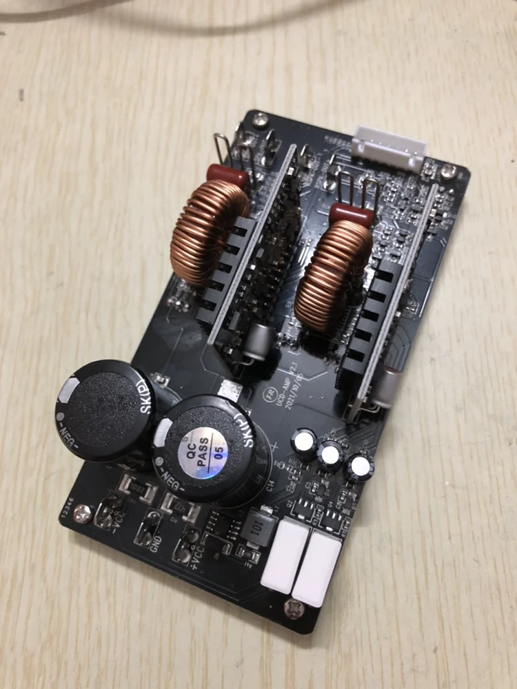 UCD Dual-channel Class D Amplifier Stereo Digital Amplifier Module 2*500 Watts Can Be Bridged to 8 Ohms 800 Watts
UCD Dual-channel Class D Amplifier Stereo Digital Amplifier Module 2*500 Watts Can Be Bridged to 8 Ohms 800 Watts