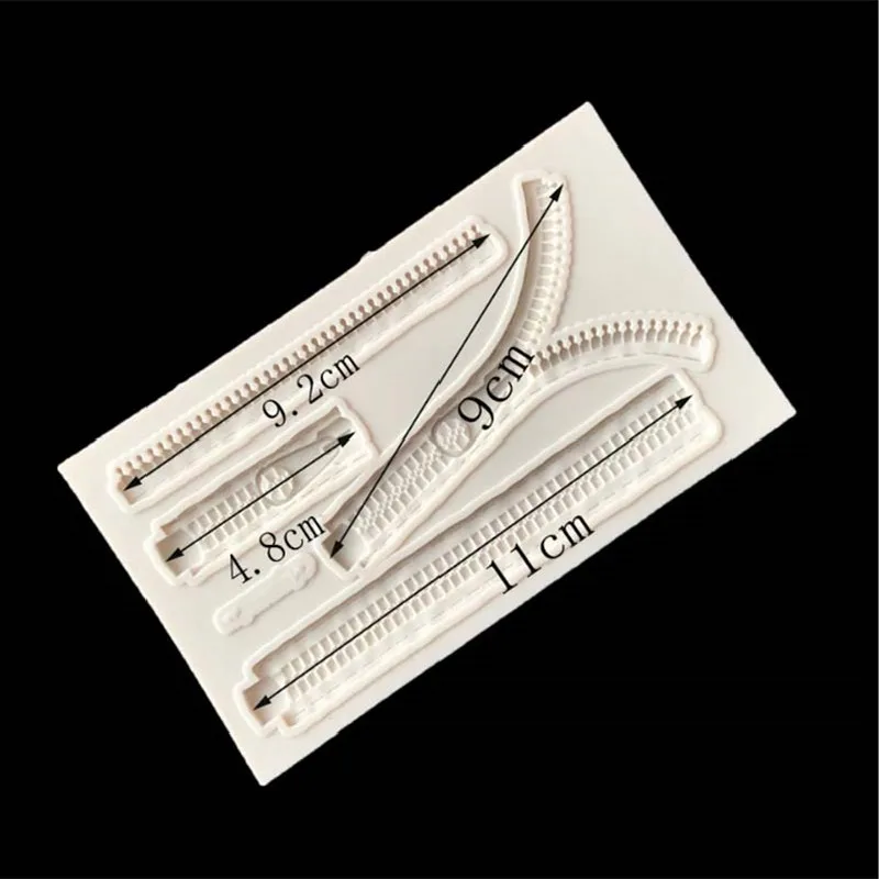 Bag Zipper Clothes Zipper Shape Fondant Cake Silicone Mold Clay Mold Chocolate Mold Dry Pace Tool B076
Bag Zipper Clothes Zipper Shape Fondant Cake Silicone Mold Clay Mold Chocolate Mold Dry Pace Tool B076