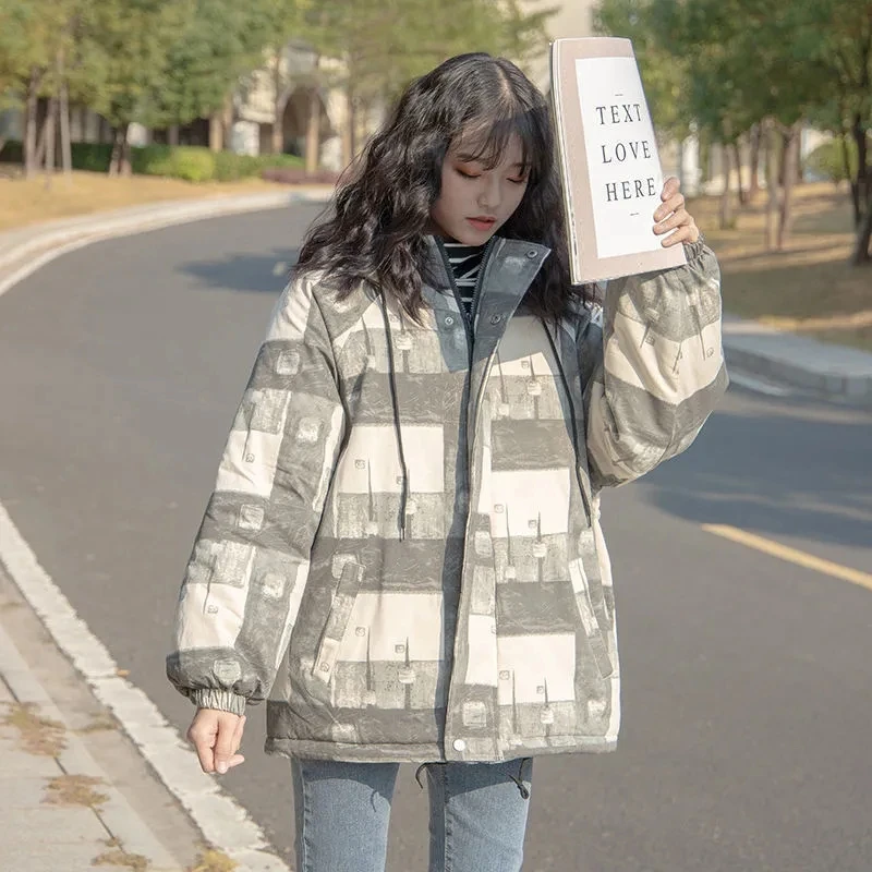 Tooling Cotton Jacket Women Winter 2023 New Korean Loose all-match Student Down Cotton Coat Female Hooded Print Thick Parkas
Tooling Cotton Jacket Women Winter 2023 New Korean Loose all-match Student Down Cotton Coat Female Hooded Print Thick Parkas