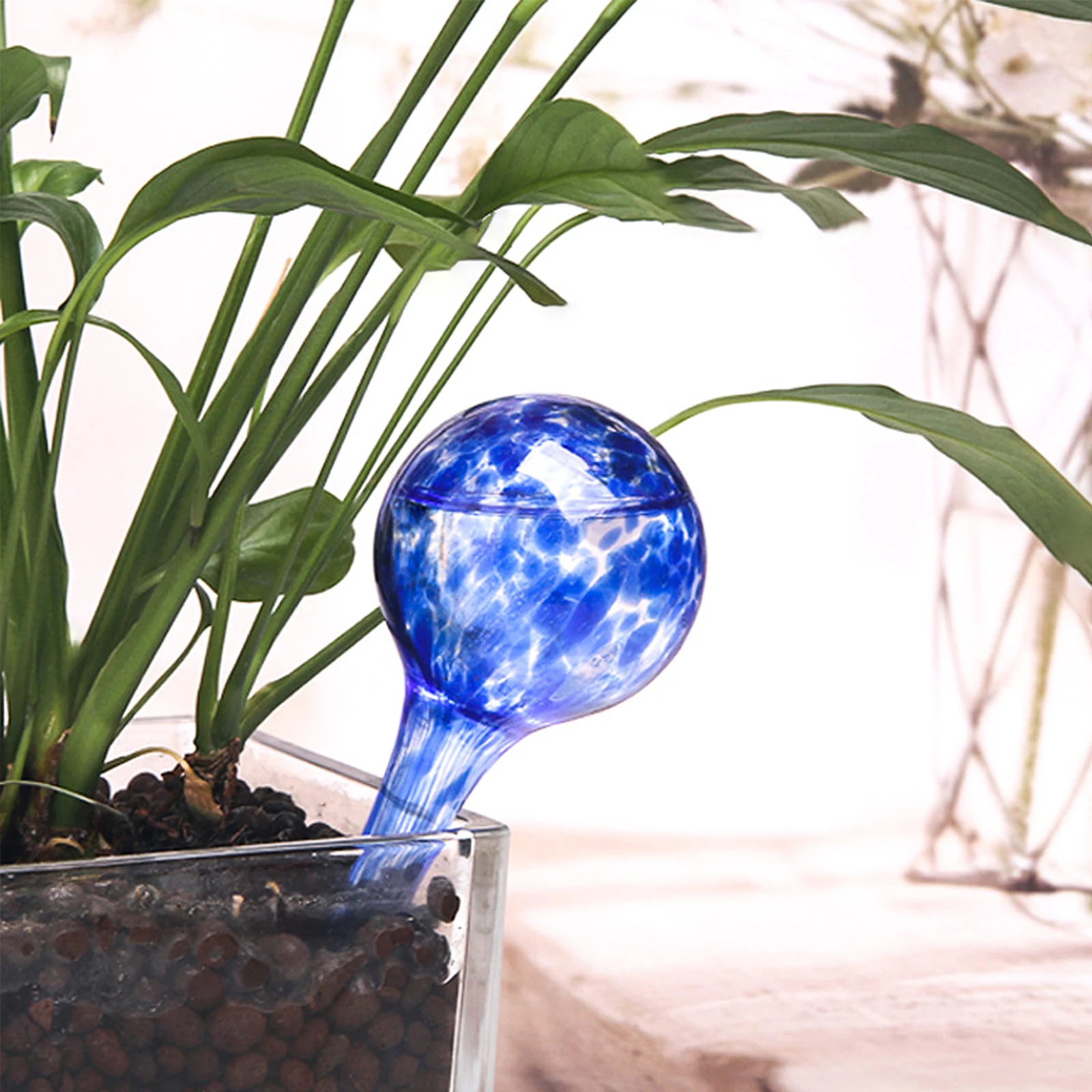 4/6pcs Automatic Plant Water Feeder Self Watering Glass Ball Indoor Outdoor Flowers Water Cans Flowerpot Drip Irrigation Device
4/6pcs Automatic Plant Water Feeder Self Watering Glass Ball Indoor Outdoor Flowers Water Cans Flowerpot Drip Irrigation Device