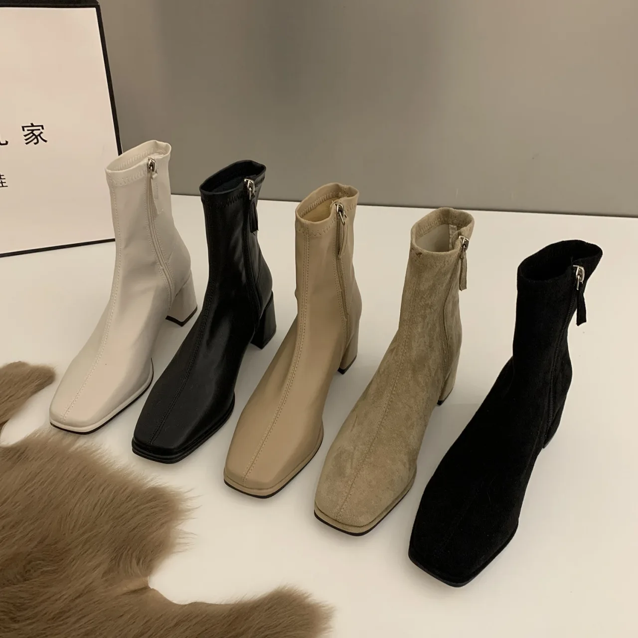 

Thin Boots Female Autumn and Winter Ankle Boots 2022 New Popular Square Head Side Zipper Middle Chunky Heel Stretch Boots