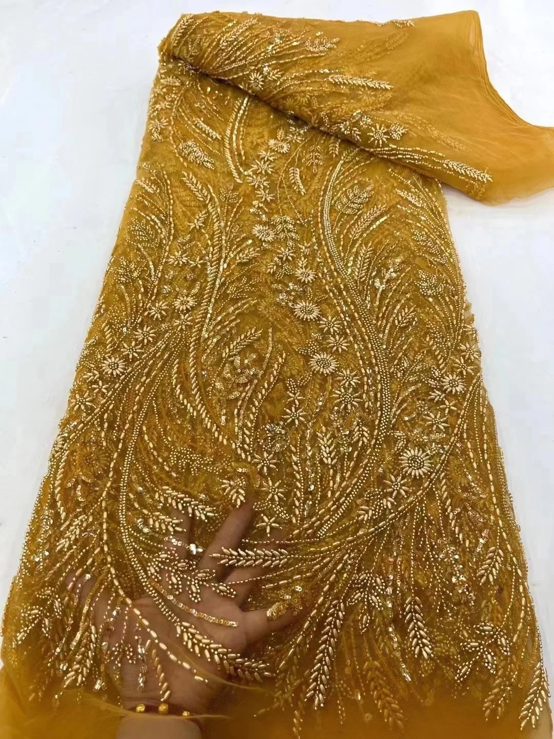 Gold Sequence African Lace Fabric 5 Yards Embroiderd Nigerian Lace Fabric High Quality Laces Groom Tulle French Lace For Drees
Gold Sequence African Lace Fabric 5 Yards Embroiderd Nigerian Lace Fabric High Quality Laces Groom Tulle French Lace For Drees