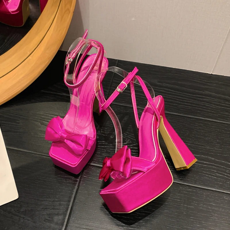 

Женские атласные сандалии Liyke, модельные туфли на очень высоком каблуке и платформе, с квадратным носком и бантом, обувь для свадьбы и банкета, лето 2024