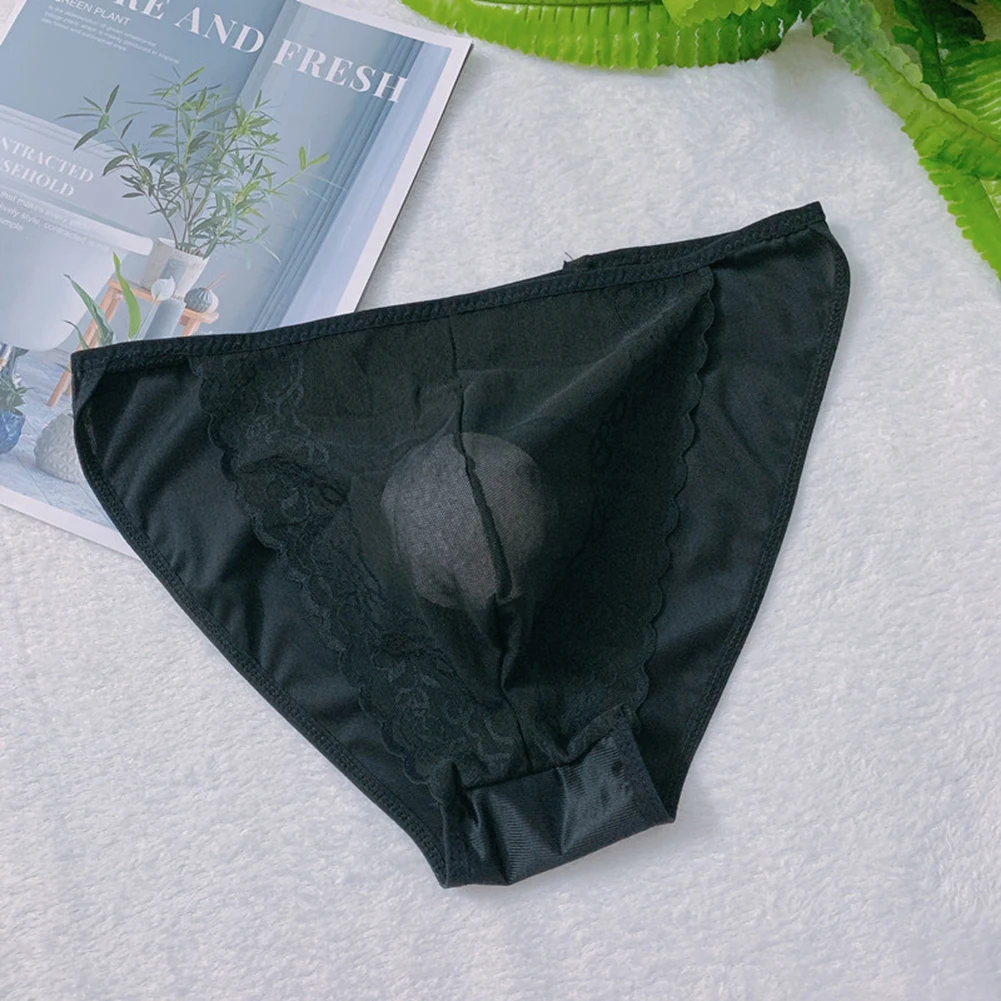 Mens Sexy Lace Sissy Traceless Transparent Pouch Bulge Panties Thongs Bikini Briefs Underwear Lingerie Men Briefs Underpants
Mens Sexy Lace Sissy Traceless Transparent Pouch Bulge Panties Thongs Bikini Briefs Underwear Lingerie Men Briefs Underpants
