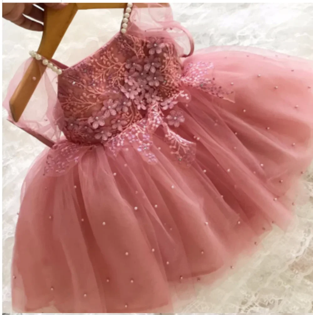 

Pink Flower Girl Dress For Wedding Pearls Puffy Tulle Applique Lace With Bow Kids Birthday First Communion Ball Gowns