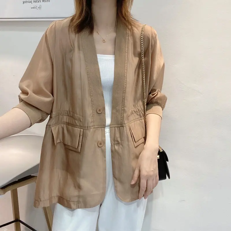 2023 Summer New Womans Thin Blazers Casual Korean Fashion Sun-proof Coat Ladies All-match Tops Women Clothing Trench Jackets 
2023 Summer New Womans Thin Blazers Casual Korean Fashion Sun-proof Coat Ladies All-match Tops Women Clothing Trench Jackets