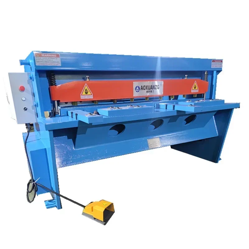 Q11-1.5x2000MM Electric Shearing Metal Sheet Cutting Guillotine Machine Processing Stainless Steel For Sale
Q11-1.5x2000MM Electric Shearing Metal Sheet Cutting Guillotine Machine Processing Stainless Steel For Sale