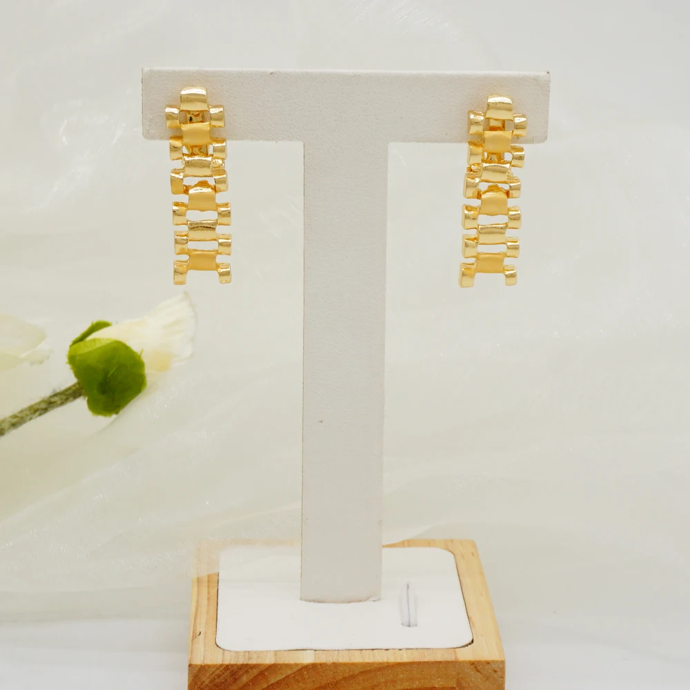 Gold Color Jewelry Sets With Simple Atmospheric Earrings Necklace Bracelet Ring Suitable For Wedding Gifts 5 Mallzona Se3ad10ca0ad049abaf766849bfbe4f05k Gold Color Jewelry Sets With Simple Atmospheric Earrings Necklace Bracelet Ring Suitable For Wedding Gifts Mallzona