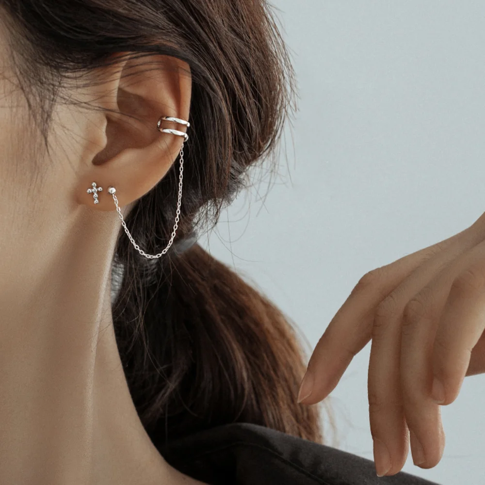Korean Temperament Dangle Earrings 2023 Asymmetric Cross Stud Earrings for Women Ear Bone Clip Exquisite Wedding Jewelry Gifts
Korean Temperament Dangle Earrings 2023 Asymmetric Cross Stud Earrings for Women Ear Bone Clip Exquisite Wedding Jewelry Gifts