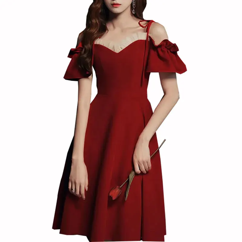 High Quality mini slip dress Women Party Dress 2022 New Arrivals Red Black Flared Sleeve Lace Dress Celebrity Evening Club Dress
High Quality mini slip dress Women Party Dress 2022 New Arrivals Red Black Flared Sleeve Lace Dress Celebrity Evening Club Dress