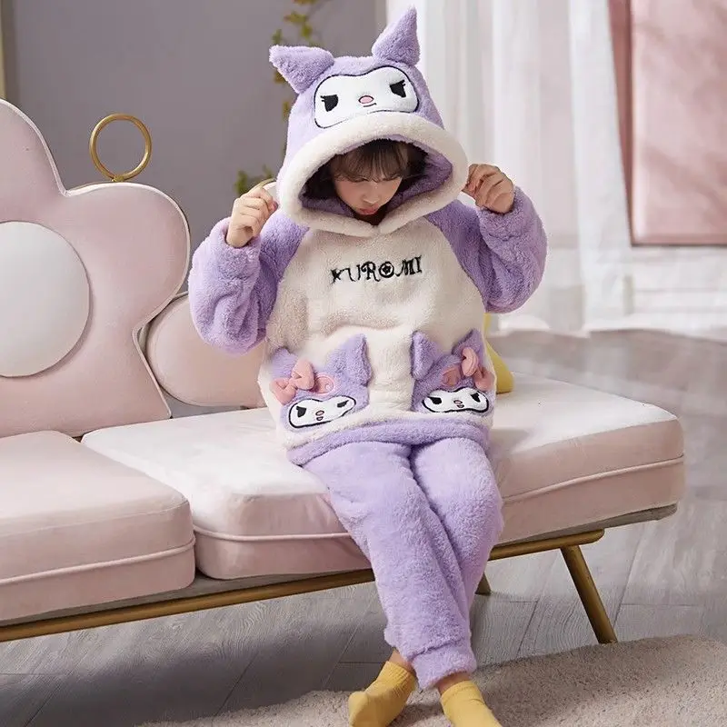 Kawaii Sanrio Kuromi Cinnmoroall мультфильм анимация девушки пижамы девочки сердце моя мелодия Толстая фланелевая принцесса Домашняя одежда Set2023
Kawaii Sanrio Kuromi Cinnmoroall мультфильм анимация девушки пижамы девочки сердце моя мелодия Толстая фланелевая принцесса Домашняя одежда Set2023