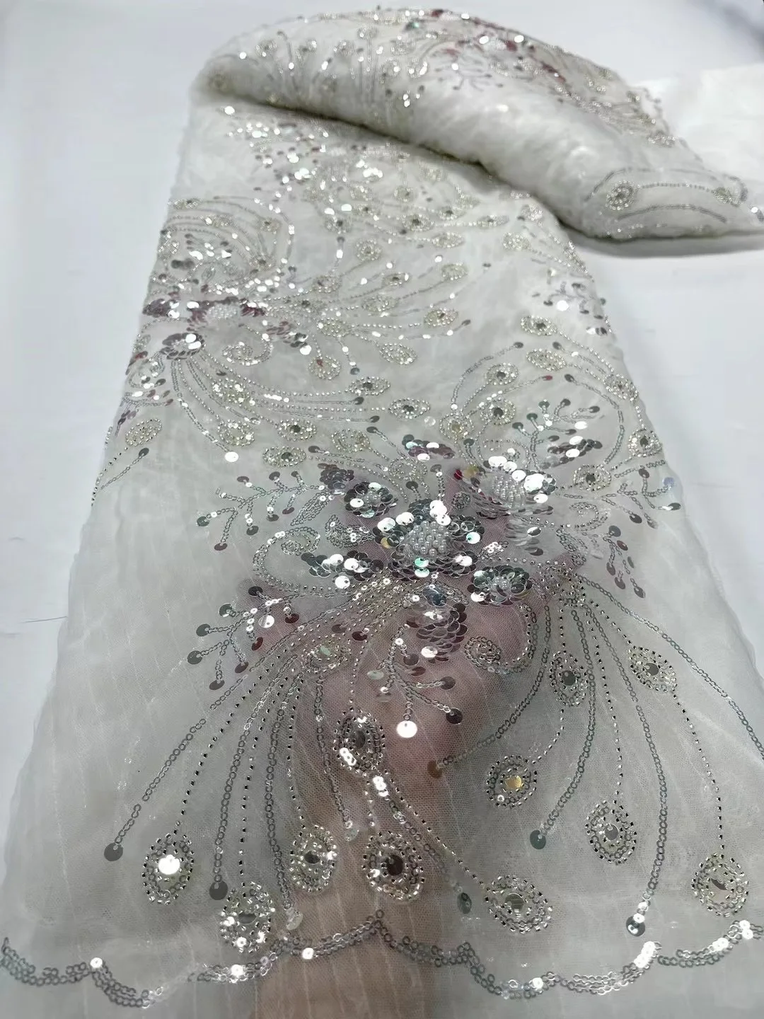Luxury White African Lace Fabric Heavy Bead Tulle Lace Fabric Sequences Embroidered French 5 Yard Dresses For Women WP121-2
Luxury White African Lace Fabric Heavy Bead Tulle Lace Fabric Sequences Embroidered French 5 Yard Dresses For Women WP121-2