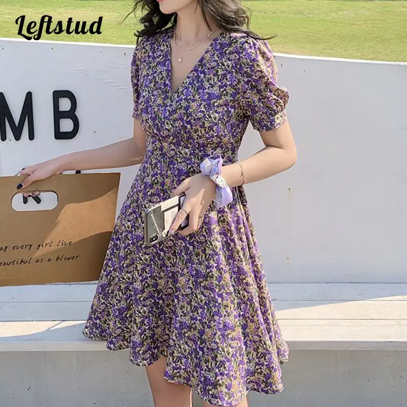 

French Bohemian Floral Chiffon Women's Dress 2022 Summer Short Sleeve V-Neck Mini Short Party Dresses for Women With Lining