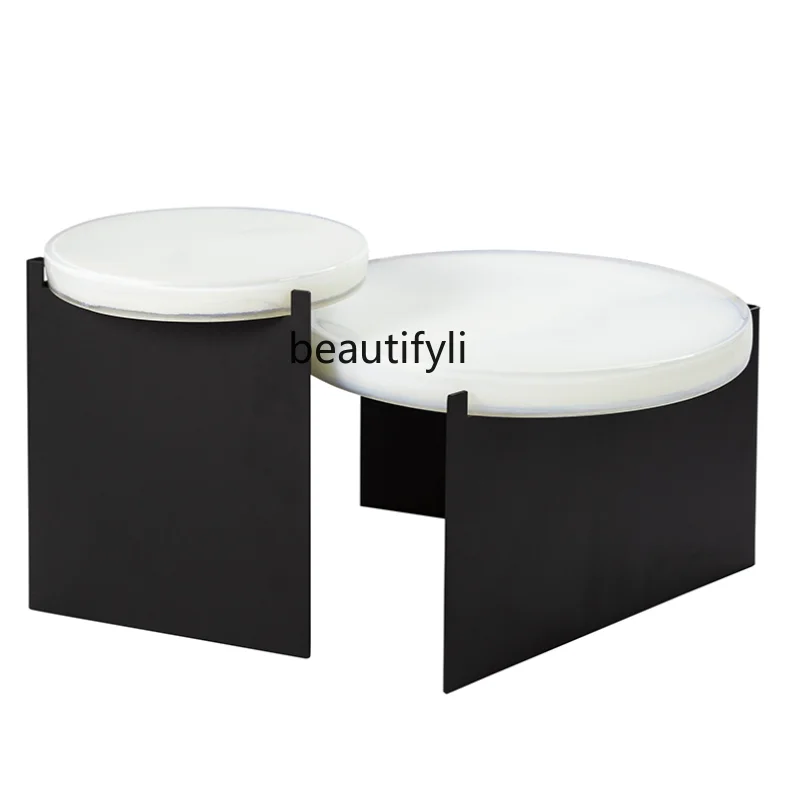 Small Apartment Simple Modern round Crystal Glass Small Coffee Table Light Luxury Art Geometric Coffee Table Side Table
Small Apartment Simple Modern round Crystal Glass Small Coffee Table Light Luxury Art Geometric Coffee Table Side Table