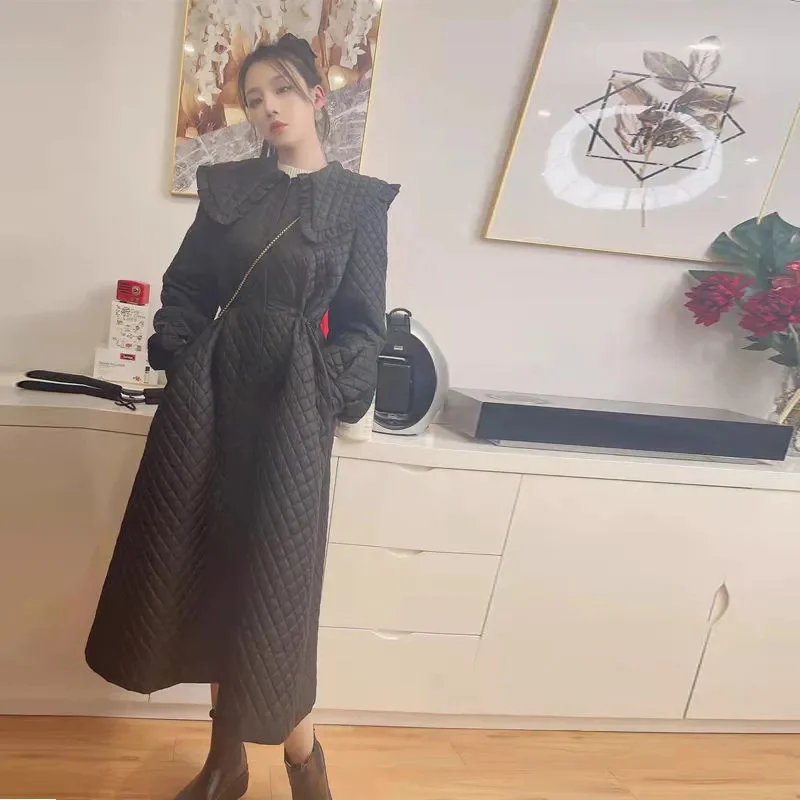 Diamond Plaid Temperament Cotton Coat Cotton Coat Women's 2023 Mid length Winter Loose Simple Slim and Thickened Coat Commuting
Diamond Plaid Temperament Cotton Coat Cotton Coat Women's 2023 Mid length Winter Loose Simple Slim and Thickened Coat Commuting