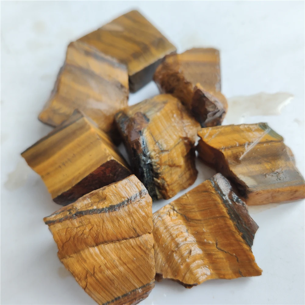 Natural Raw Tigers Eye Stone Specimen Natural Stones and Minerals Healing Stone Gift Aquarium Decoration Home Decor
Natural Raw Tigers Eye Stone Specimen Natural Stones and Minerals Healing Stone Gift Aquarium Decoration Home Decor