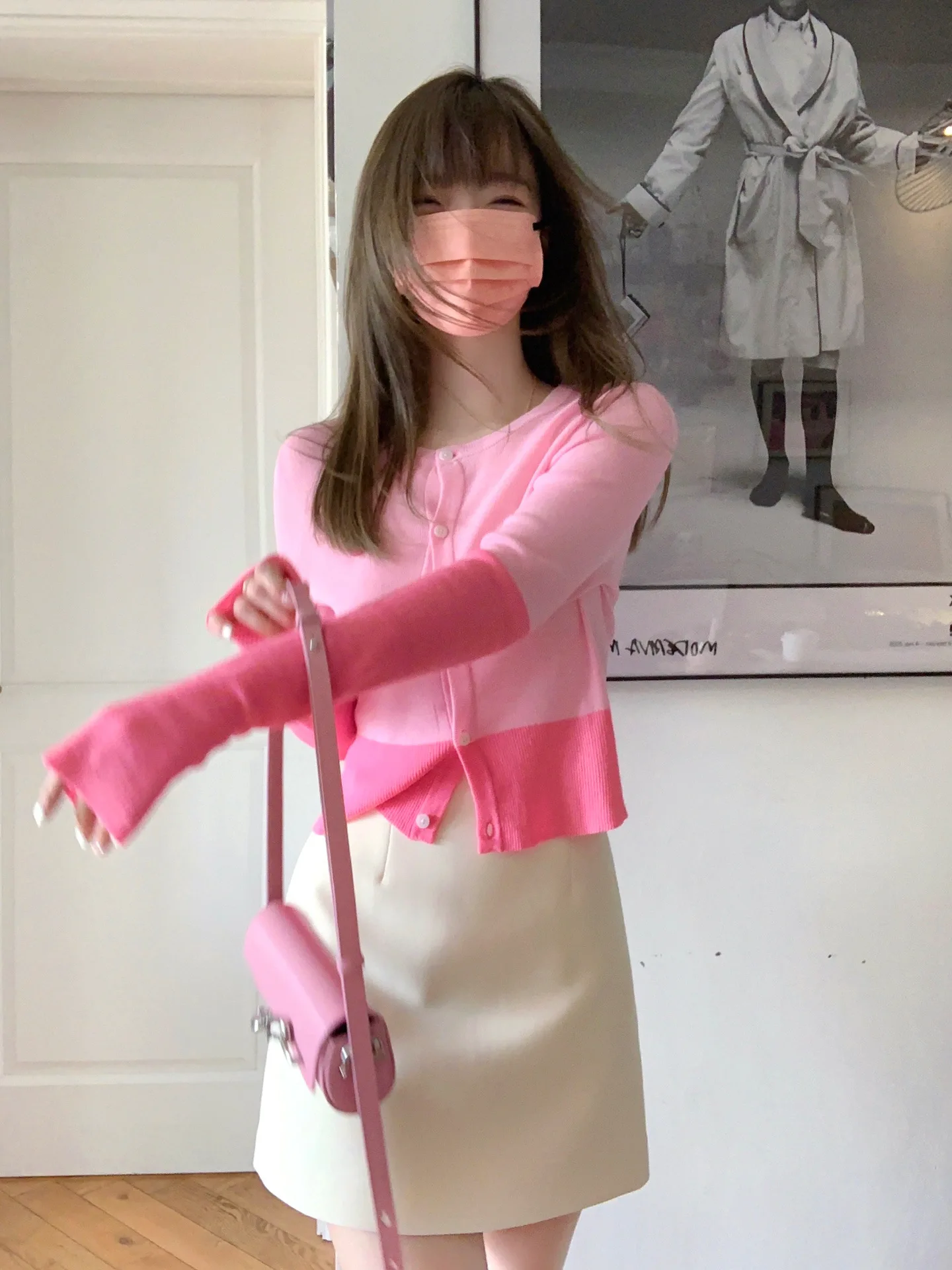 INS Dopamine Cherry Blossom Pink Wool Knitted Coat Autumn Small Outerwear Cardigan High Grade Sweater Top
INS Dopamine Cherry Blossom Pink Wool Knitted Coat Autumn Small Outerwear Cardigan High Grade Sweater Top