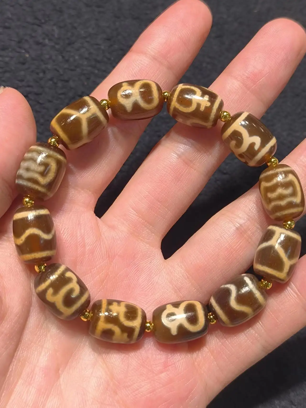 1pcs/lot natural sugar color old onyx dzi bracelet Multiple patterns bead man woman Handmade Accessories jewelry Ethnic style
1pcs/lot natural sugar color old onyx dzi bracelet Multiple patterns bead man woman Handmade Accessories jewelry Ethnic style