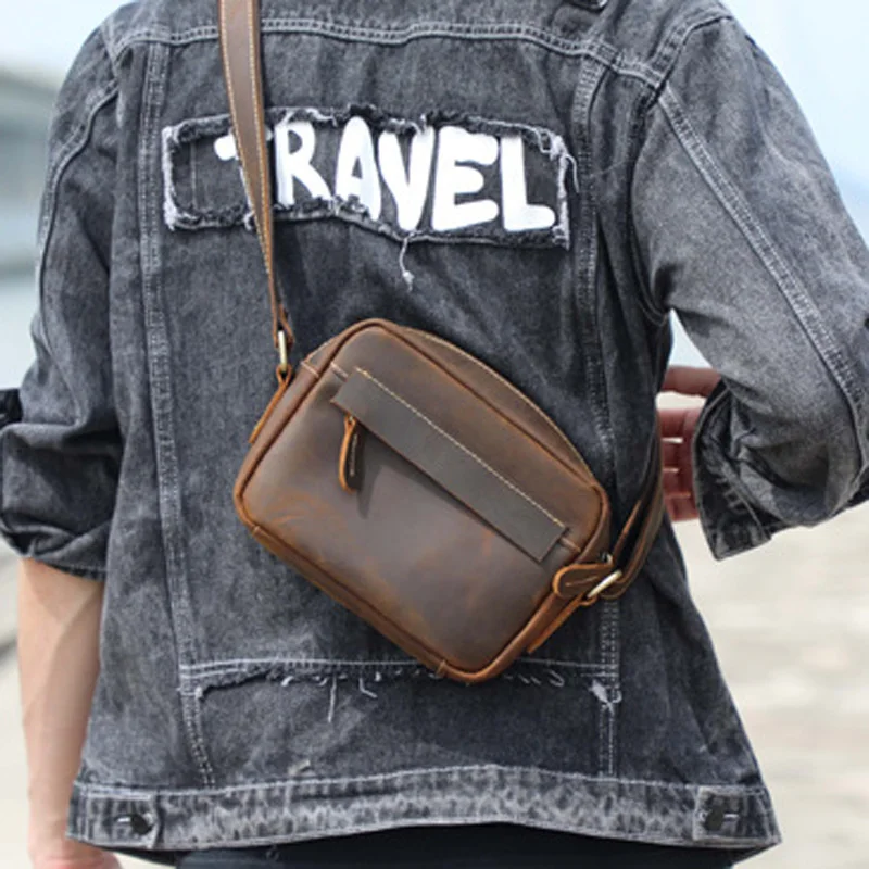 AETOO First layer cowhide shoulder bag Handmade original leather mobile phone bag mini crossbody bag crazy horse skin
AETOO First layer cowhide shoulder bag Handmade original leather mobile phone bag mini crossbody bag crazy horse skin