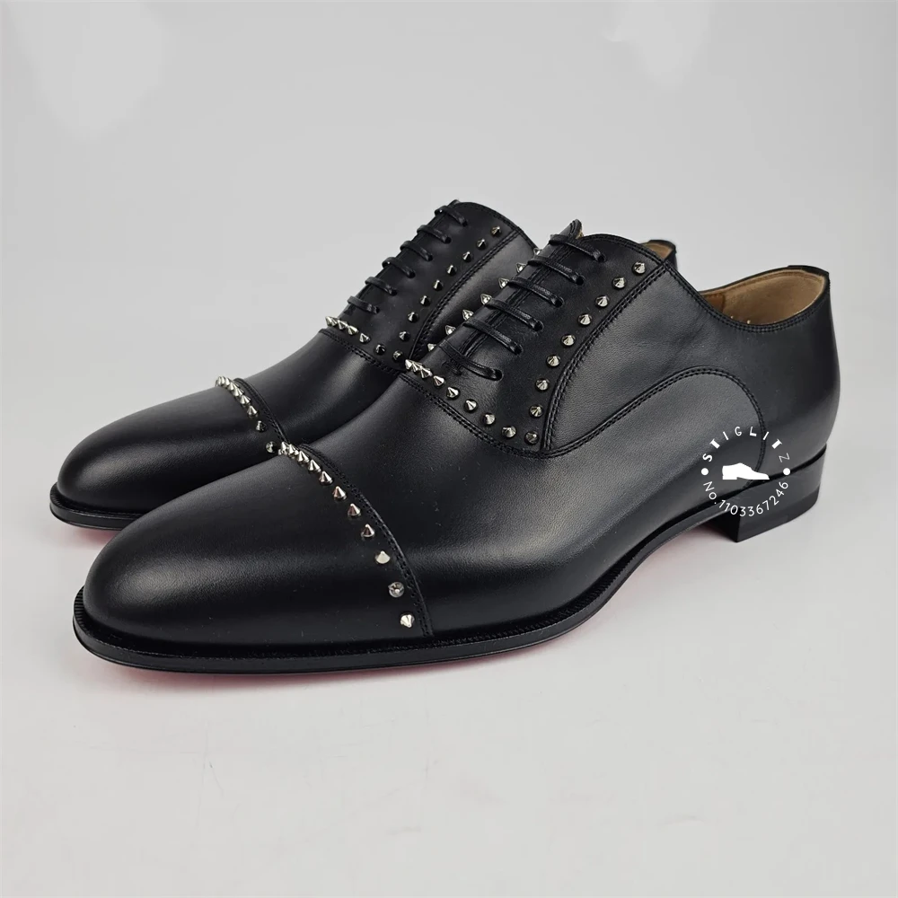 

Rivet Embellished Leather Derby Shoes Polished Silver Spike Lace-Up Shoes Black Leather Elegant Designer Style Men's Dress Shoes