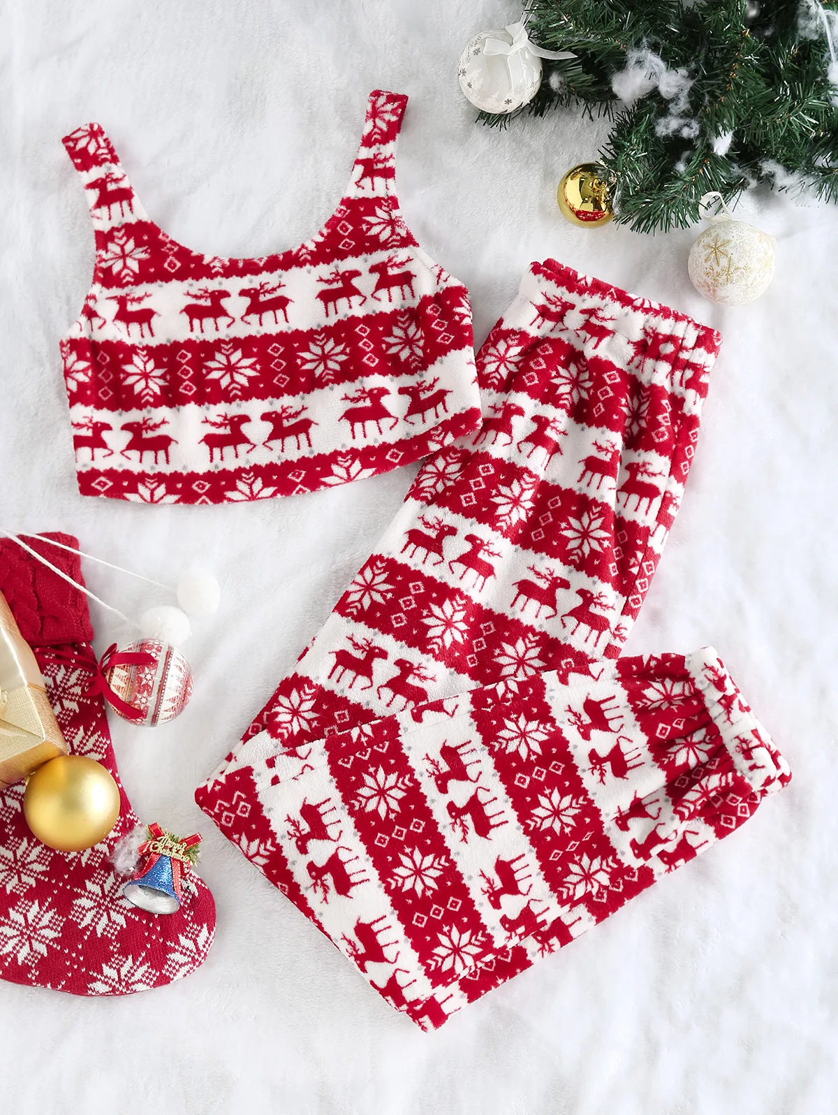 

ZAFUL Christmas Elk Snowflake Fleece Crop Top and Pants Set Female Festival Two Piece Sets Womens Outifits