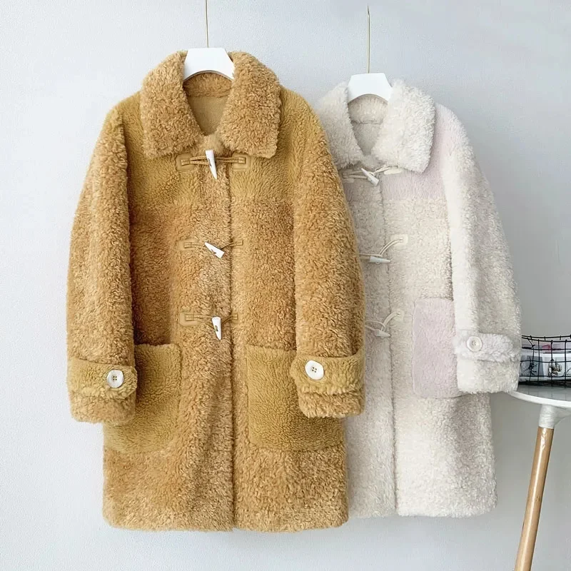 Shearing Coat Women's Long Loose Horn Buckle Thick Outcoat Imitation Fur Coat 2022 Winter Jacket Femme Woolen Jacket Retro
Shearing Coat Women's Long Loose Horn Buckle Thick Outcoat Imitation Fur Coat 2022 Winter Jacket Femme Woolen Jacket Retro