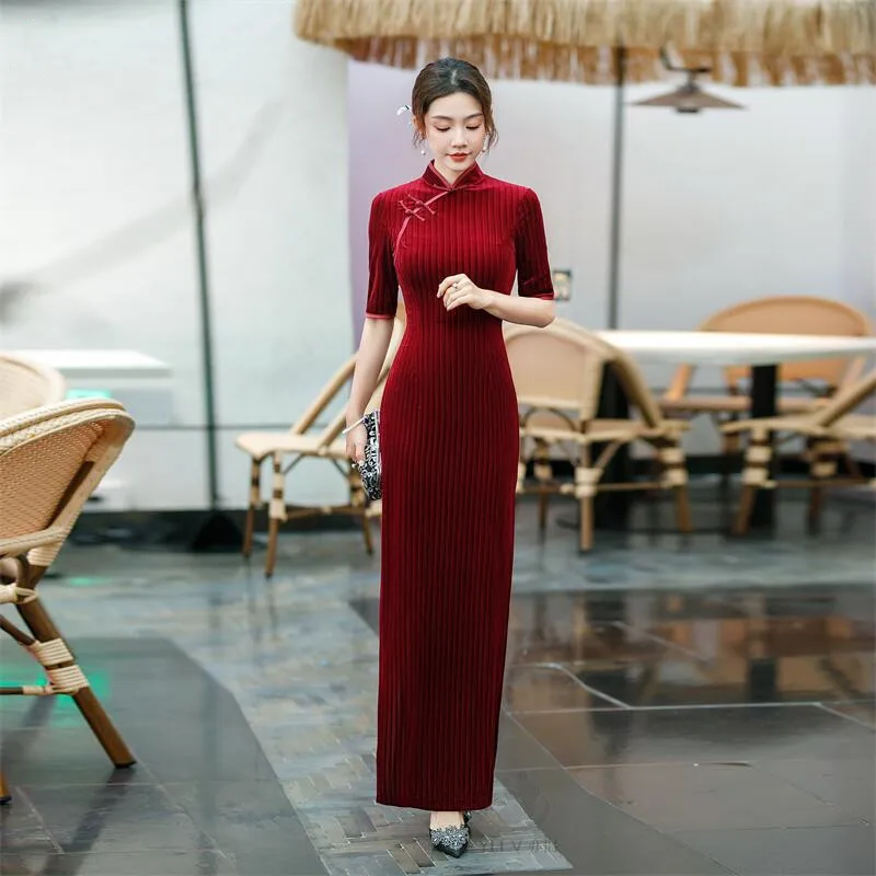 Cheongsam Chinese Traditional Dress for Women Qipao Fashion Clothes Women Clothing Casual Vintage Elegant Streetwear Summer
Cheongsam Chinese Traditional Dress for Women Qipao Fashion Clothes Women Clothing Casual Vintage Elegant Streetwear Summer