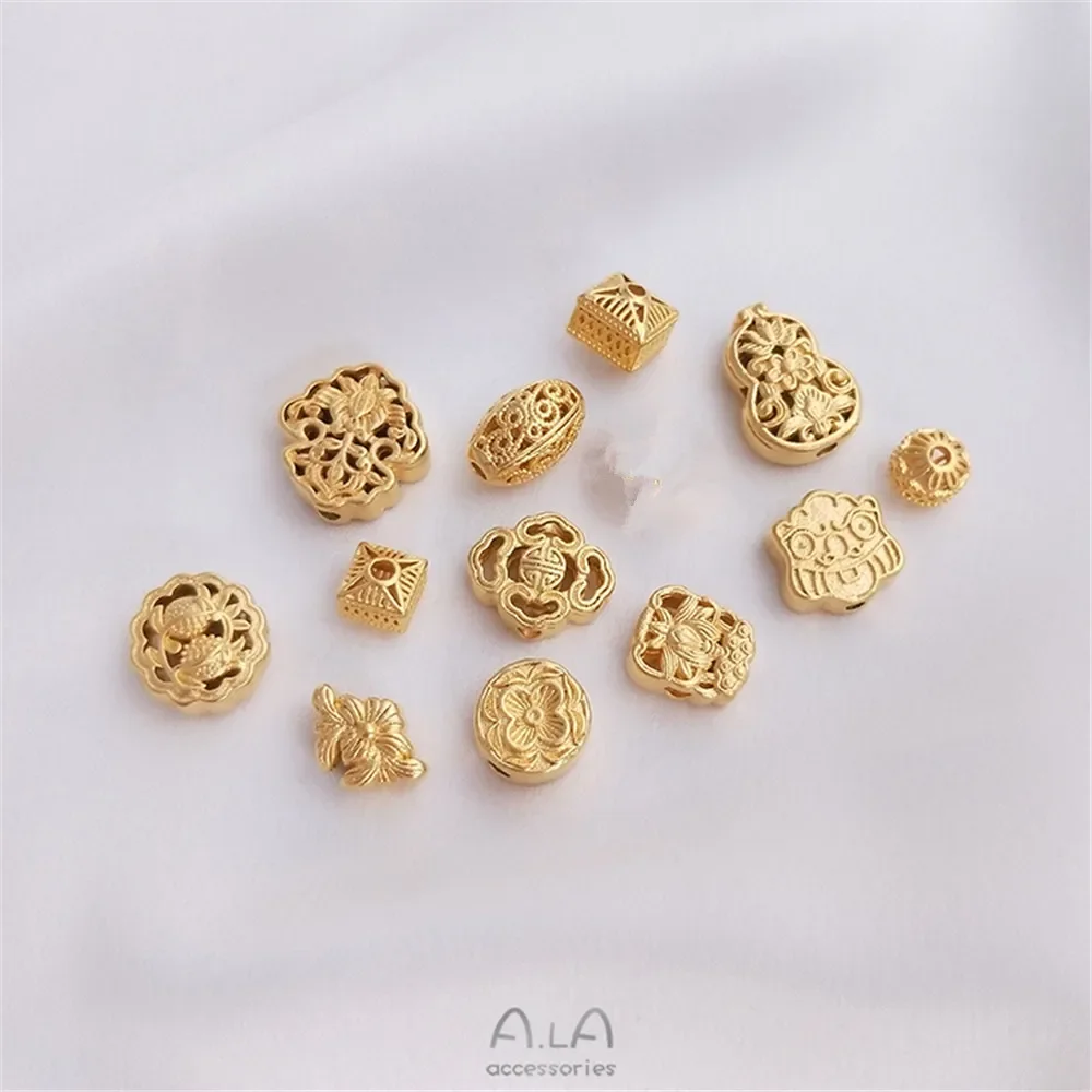 Shajin flat circular barrel shaped lion gourd separated by beads Lutong pendant manual DIY jewelry with beads accessories
Shajin flat circular barrel shaped lion gourd separated by beads Lutong pendant manual DIY jewelry with beads accessories