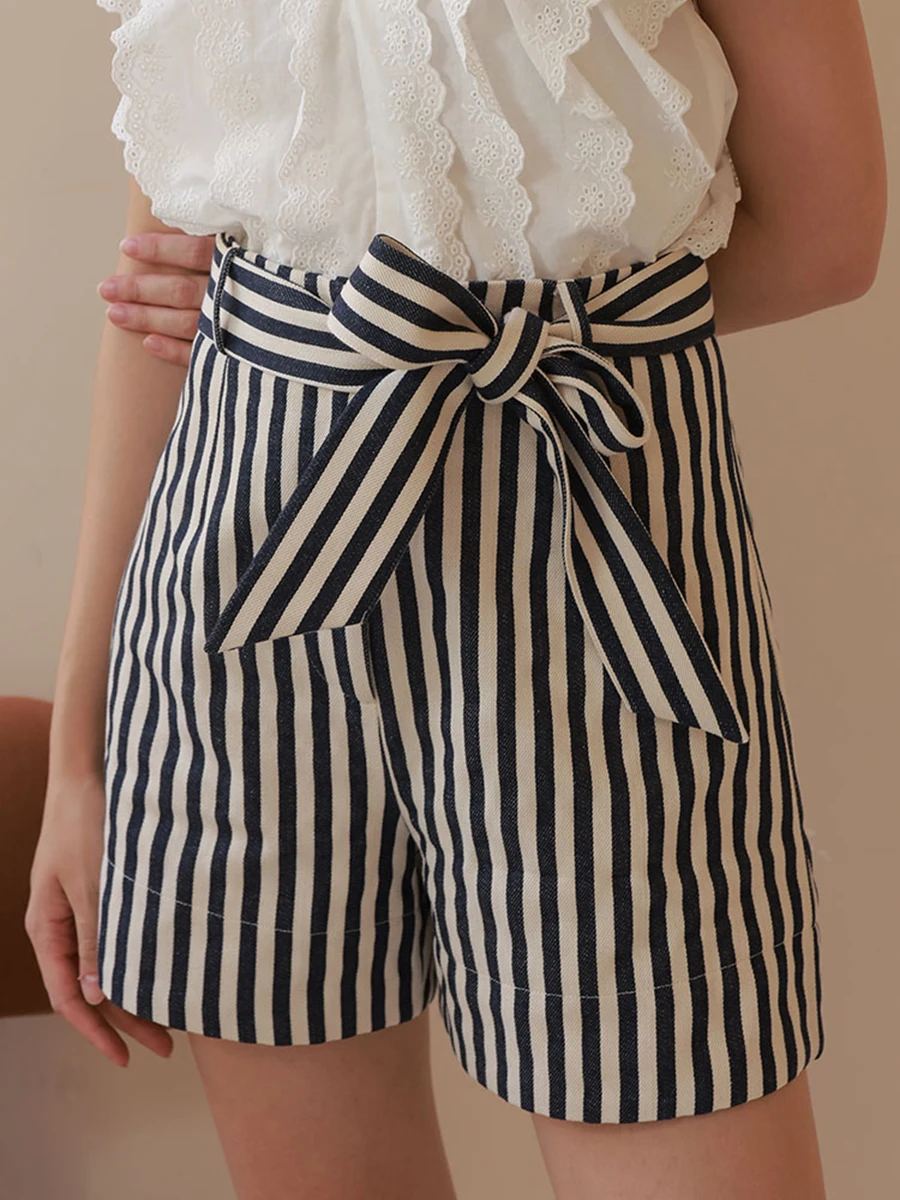 Stripe Lace Up Cotton Shorts Belt High Waist Women Straight Pants 2023 Summer Female Vintage Casual Simple Classic Elegant Pant 
Stripe Lace Up Cotton Shorts Belt High Waist Women Straight Pants 2023 Summer Female Vintage Casual Simple Classic Elegant Pant