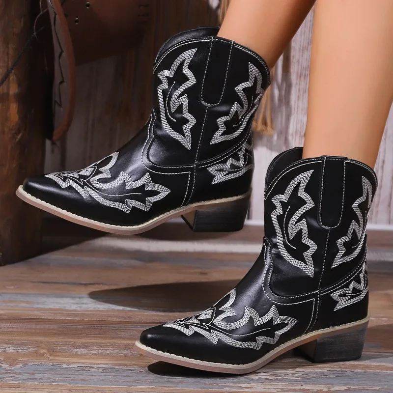

2023 Casual Autumn Winter Western Cowboy Ankle Boots Women Snake Leather Cowgirl Booties Short Cossacks Botas High Heels Shoes