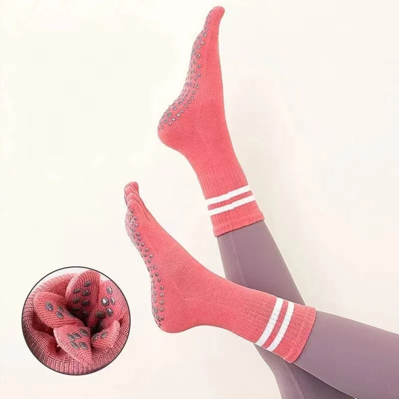 lpair high quality yoga socks Fashionwoman stripe sports Socks Harajuku Skateboard Socksanti-slip Funny Sokken K1176
lpair high quality yoga socks Fashionwoman stripe sports Socks Harajuku Skateboard Socksanti-slip Funny Sokken K1176