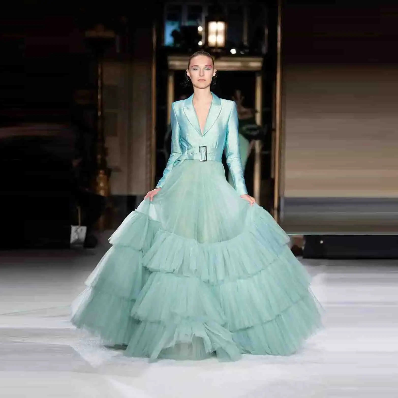 

Puffy Turquoise Long Sleeve Prom Gowns V Neckline 2 Pieces Prom Gown Jacket Ruffle Lush Tutu Skirt Dress Custom