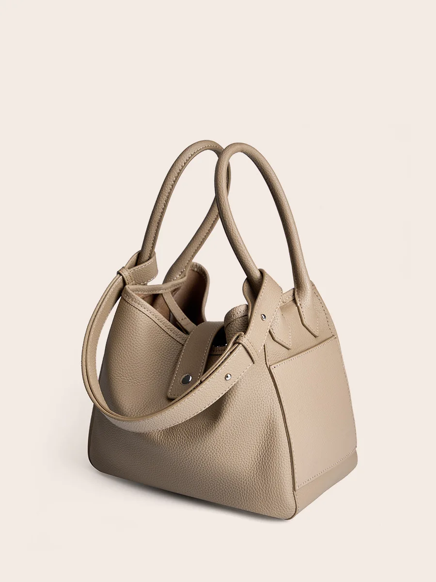 

2024 new women's bag, Leather bucket bag, vegetable basket commuting first layer cowhide bag handbag Lady's style