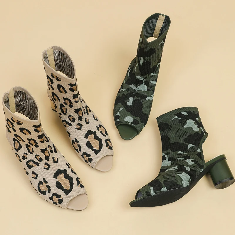 Женские весенне-летние модные носки и сапоги Новинка 2024 дышащая обувь на толстом каблуке (высота 5 см)
Женские весенне-летние модные носки и сапоги Новинка 2024 дышащая обувь на толстом каблуке (высота 5 см)