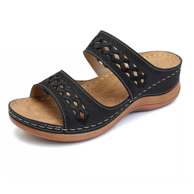 New Style One Line Cool Slippers for Women's Spring Sponge Cake Thick Sole Slippers with Retro Style and Fashionable Design
New Style One Line Cool Slippers for Women's Spring Sponge Cake Thick Sole Slippers with Retro Style and Fashionable Design