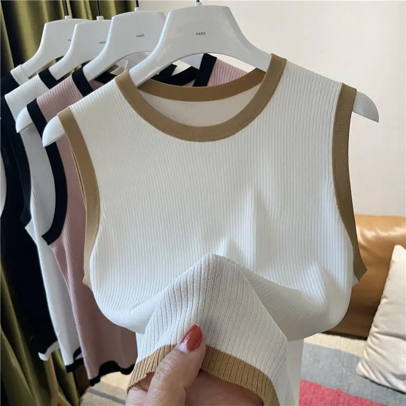 2024 Women Summer Fashion Round Neck Slim Tanks Tops Female Contrast Color Sleeveless Tops Ladies Ice Silk Thin Knitted Vest H30
2024 Women Summer Fashion Round Neck Slim Tanks Tops Female Contrast Color Sleeveless Tops Ladies Ice Silk Thin Knitted Vest H30